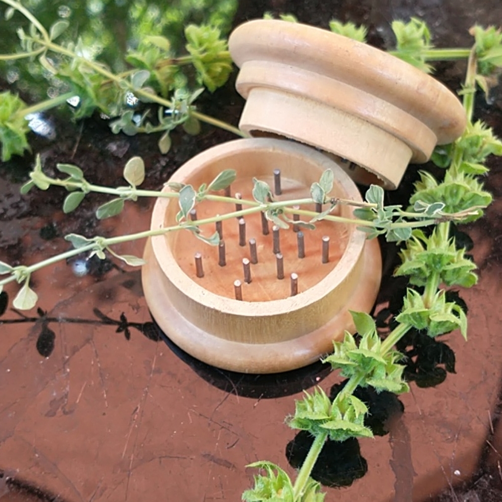 NWOT Wooden & Metal Herb Grinder